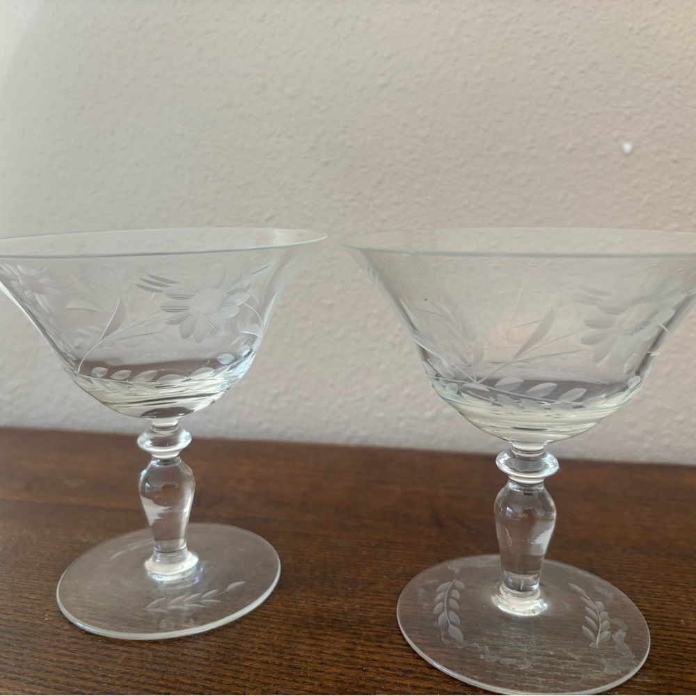 1930-1950s Clear Glass Etched Wine Glasses Set